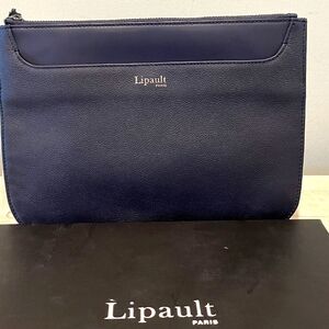 Lipault Paris Plume Elegance Clutch  in Navy Blue Leather  New In Box Wi…